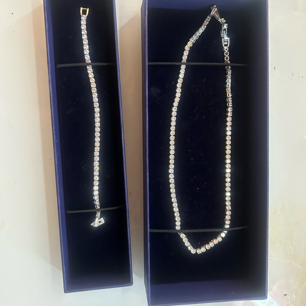 SOLD - Picture 2 of 4